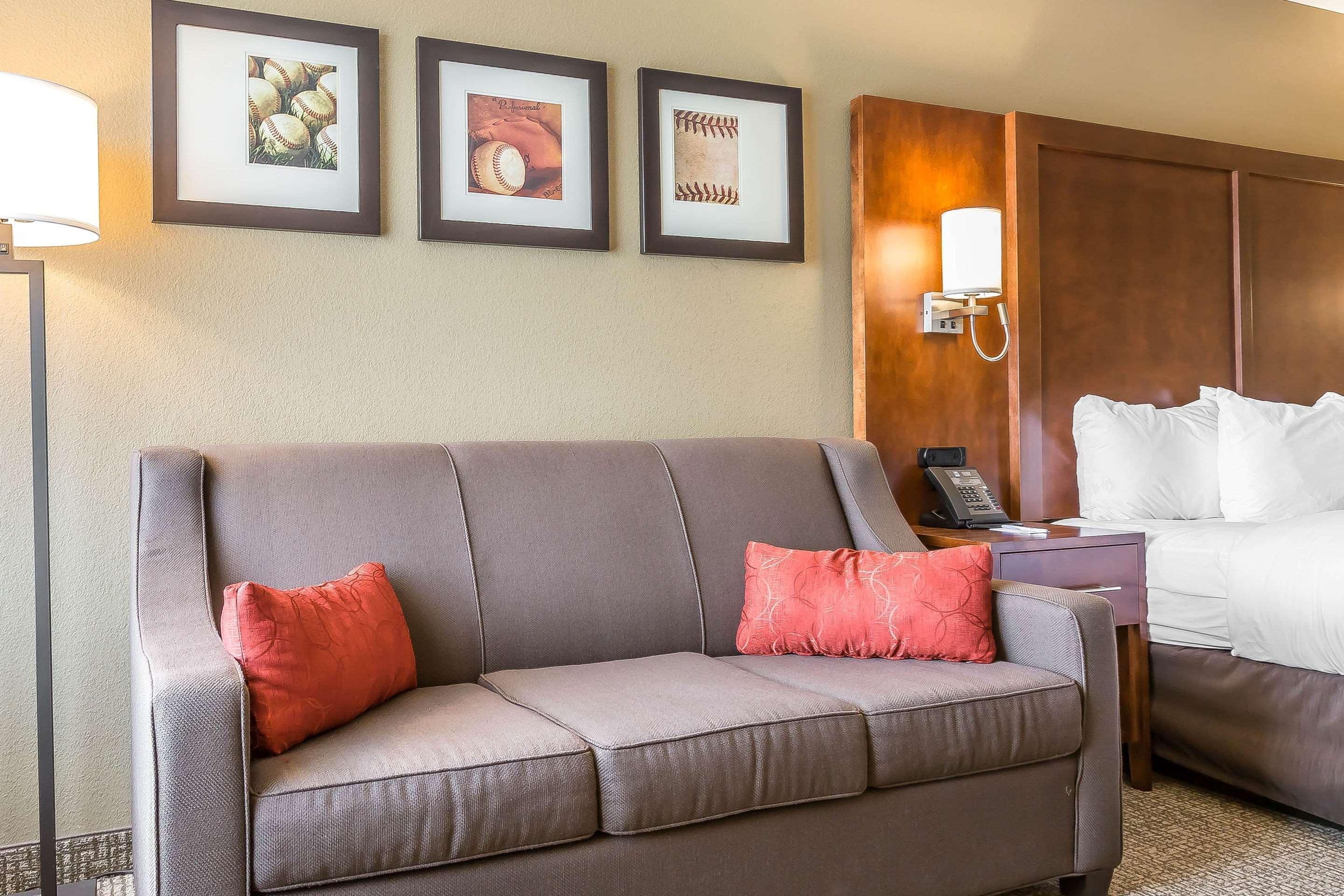 Comfort Inn & Suites Aberdeen Extérieur photo