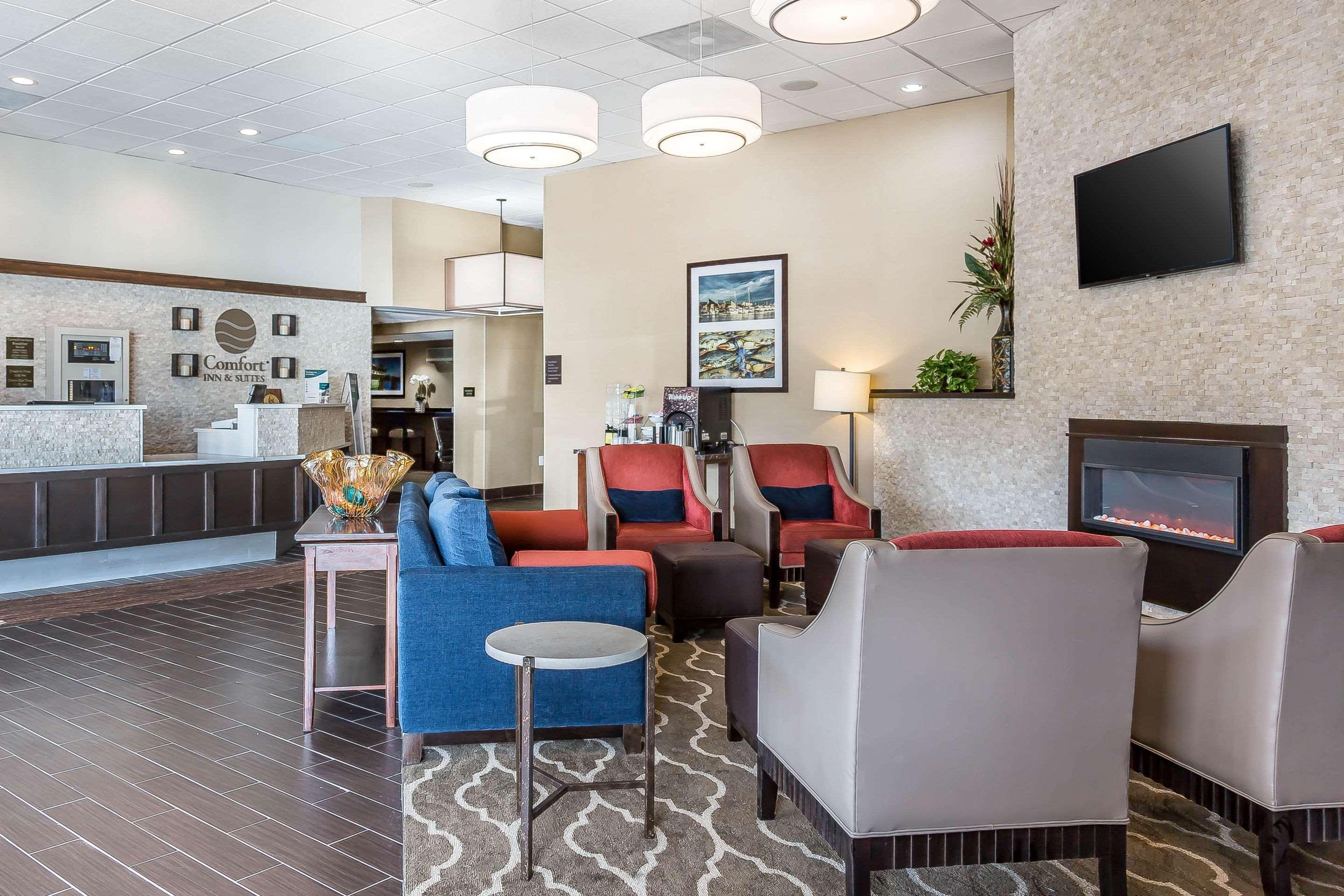 Comfort Inn & Suites Aberdeen Extérieur photo