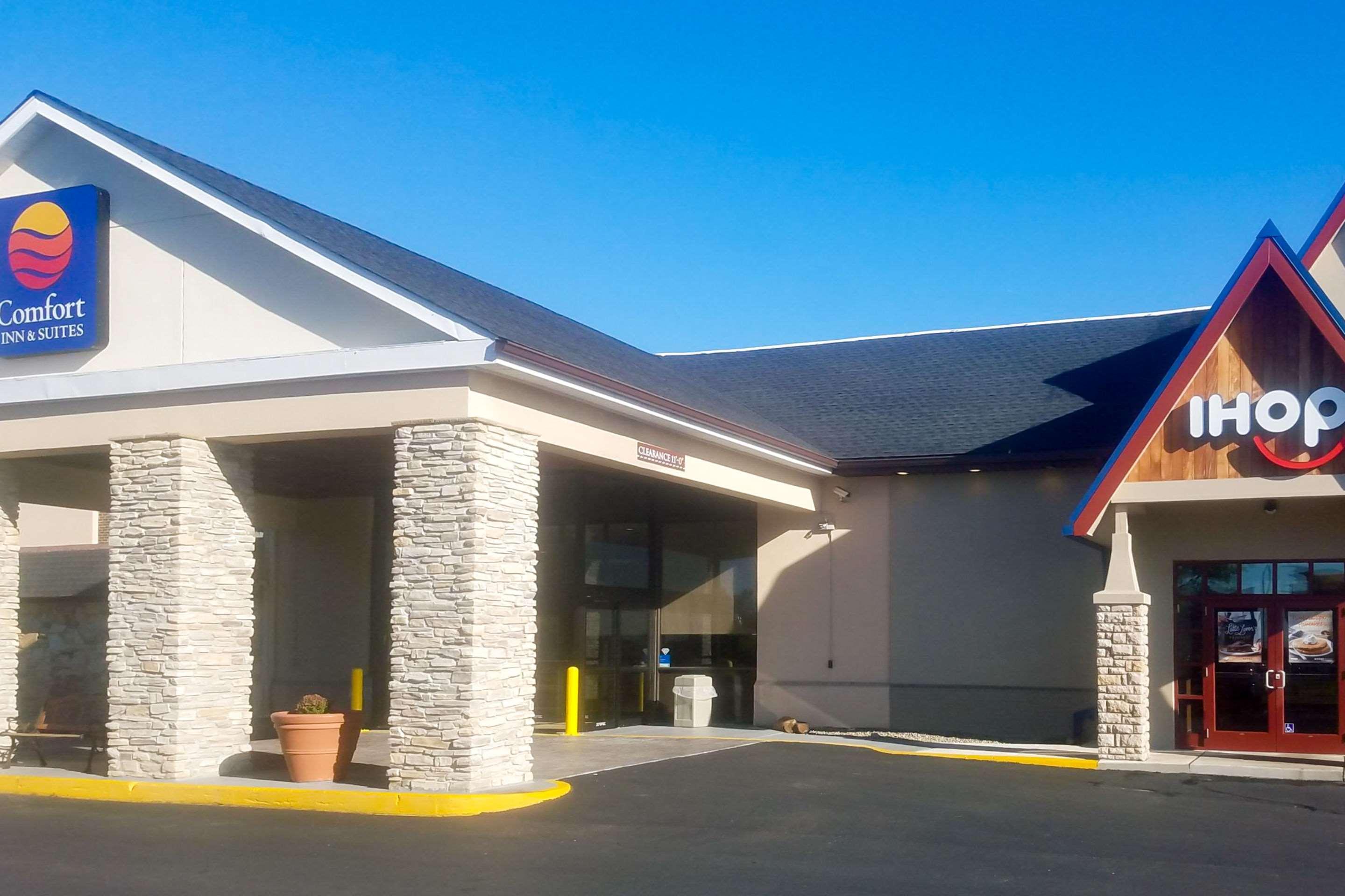 Comfort Inn & Suites Aberdeen Extérieur photo