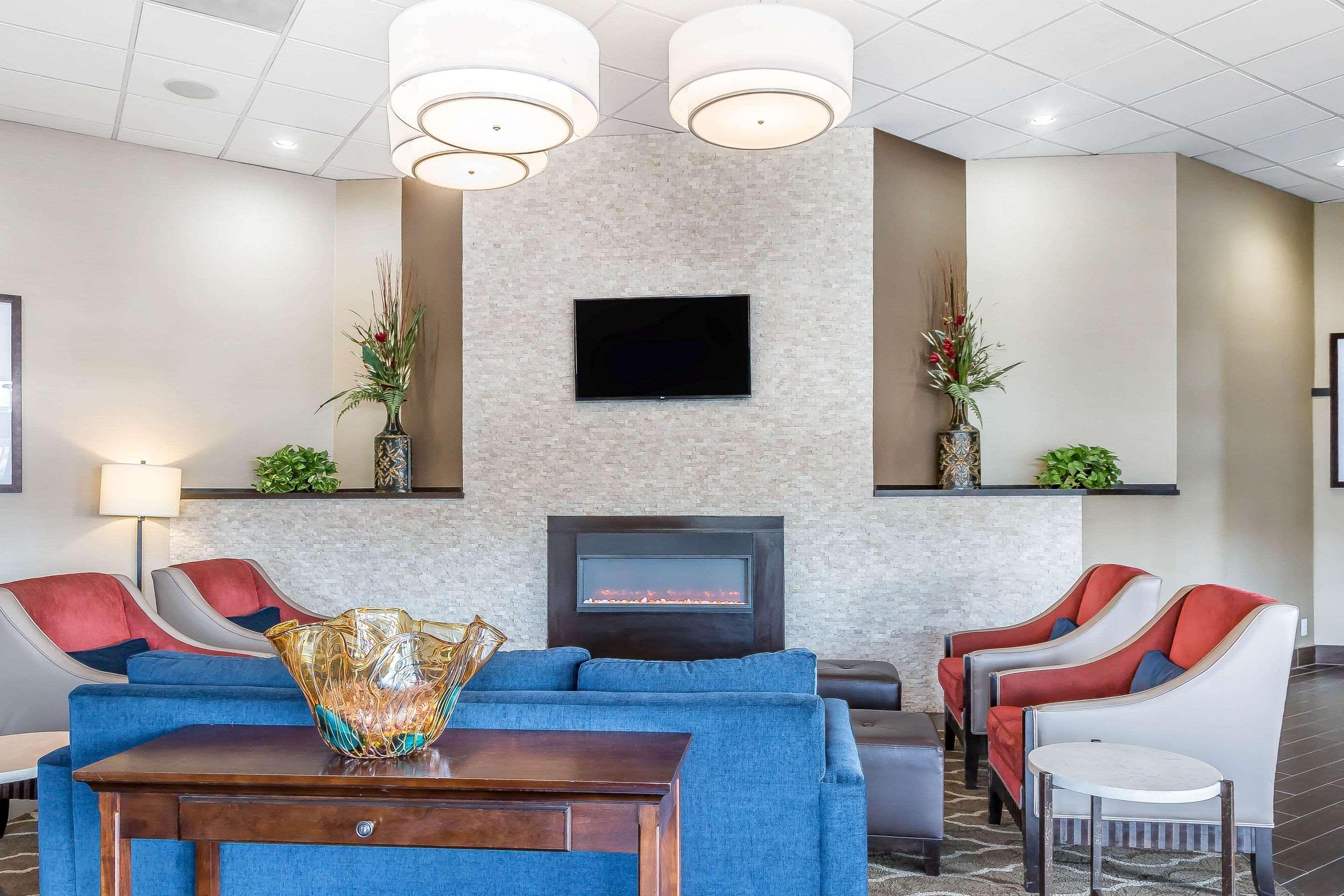 Comfort Inn & Suites Aberdeen Extérieur photo