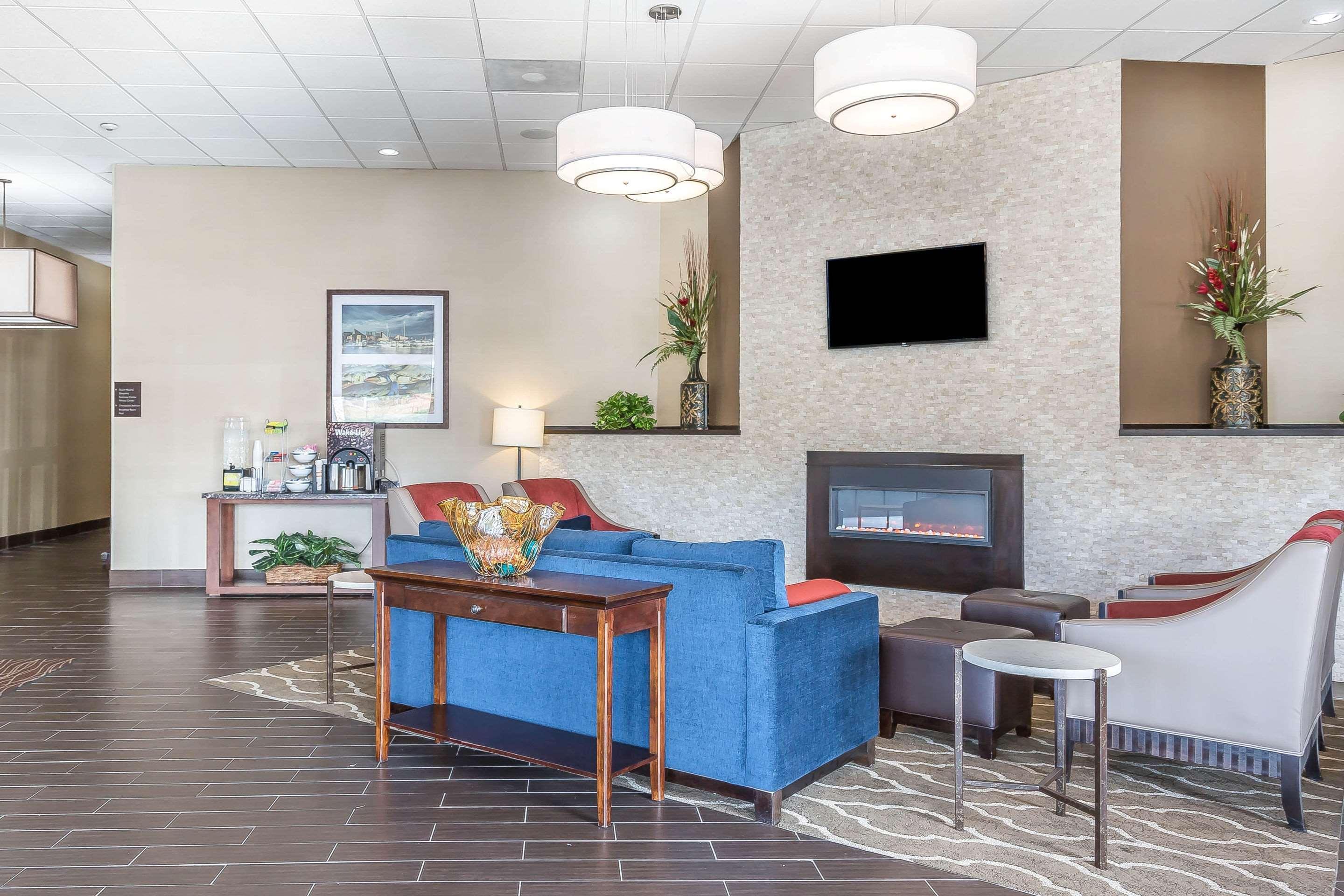 Comfort Inn & Suites Aberdeen Extérieur photo