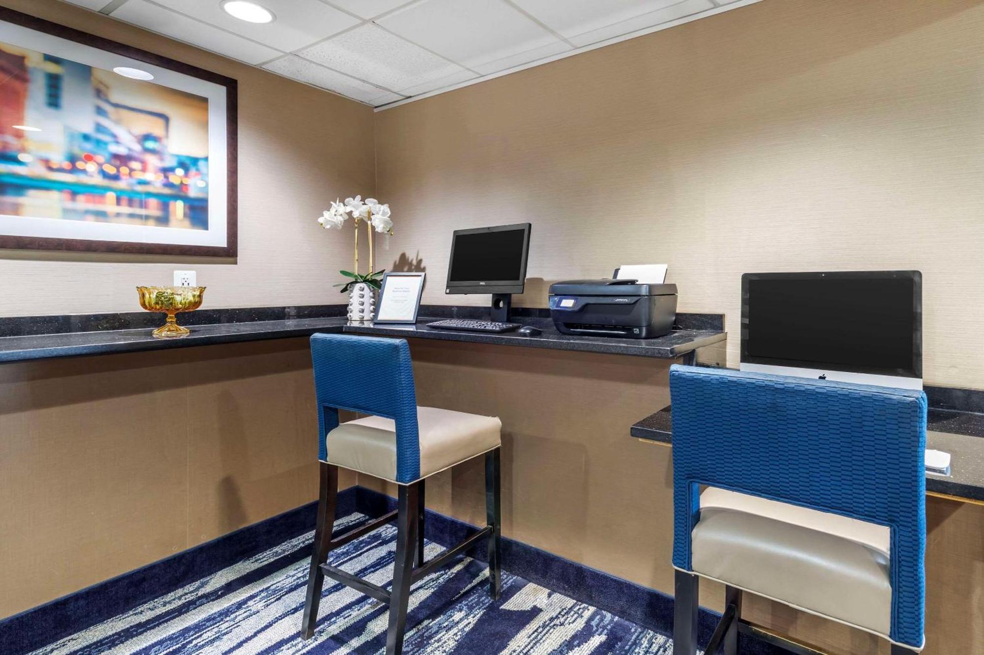 Comfort Inn & Suites Aberdeen Extérieur photo