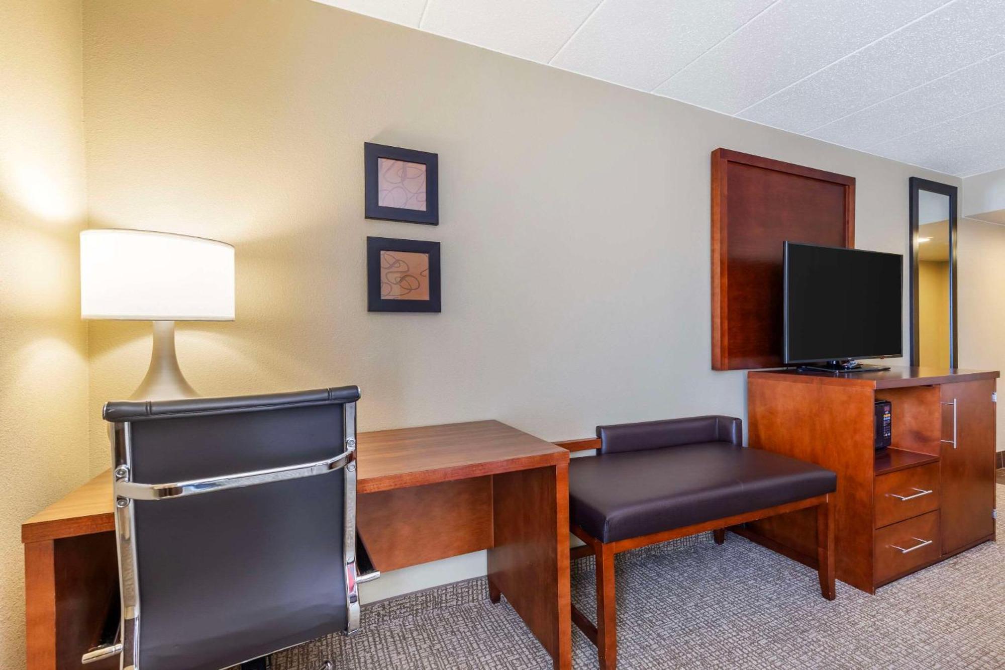 Comfort Inn & Suites Aberdeen Extérieur photo